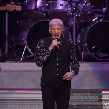 DENNIS_DEYOUNG_EricSauseda_02