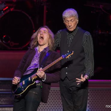 DENNIS_DEYOUNG_EricSauseda_06